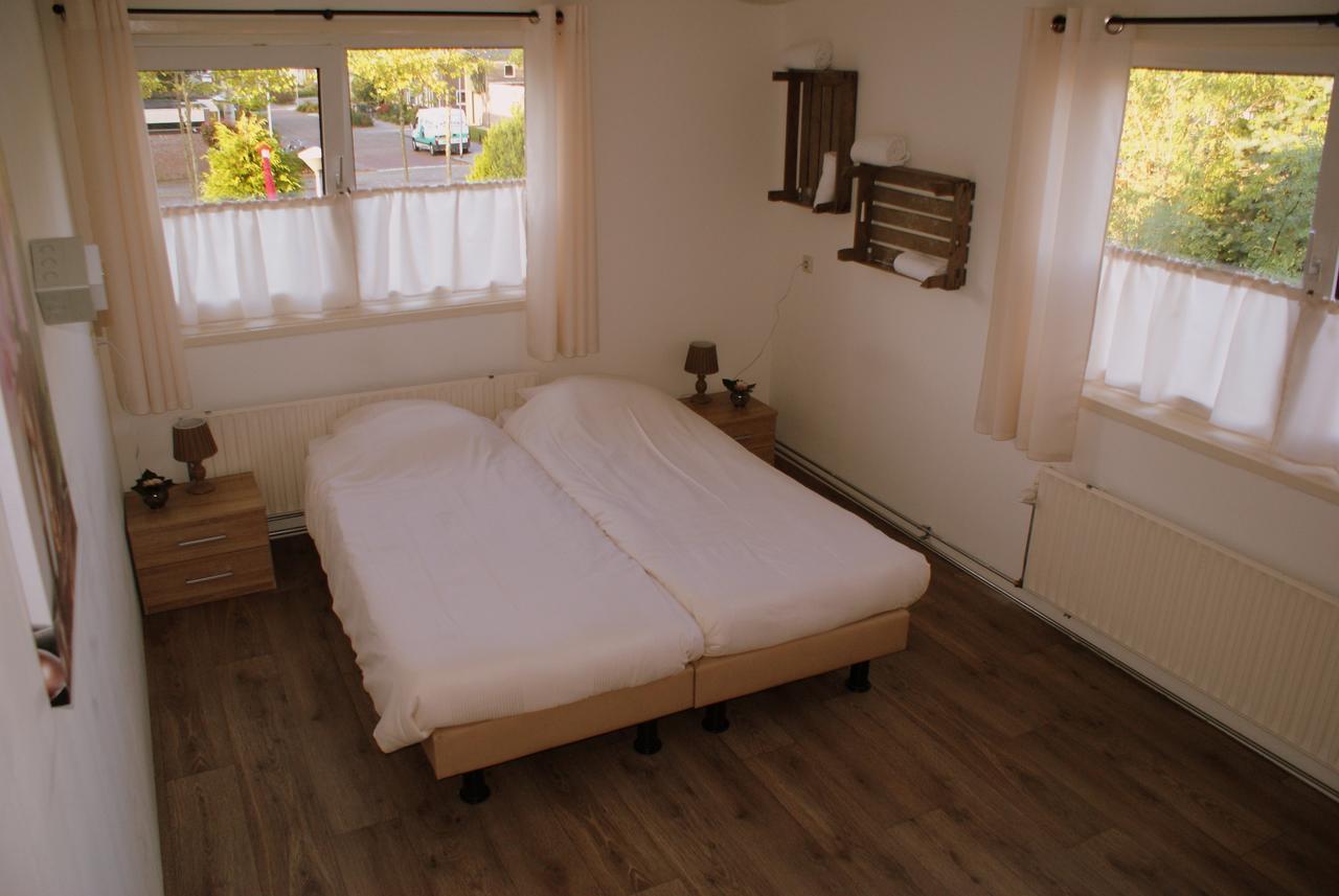 Hotel Noordoostpolder Bant Room photo